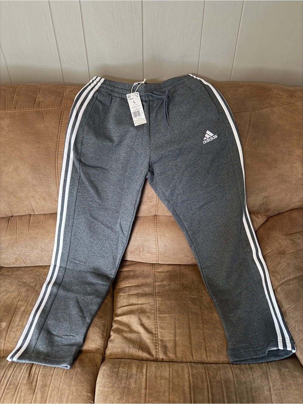 NWT Adidas Men’s Gray Three-Stripe Fleece Lined Pants